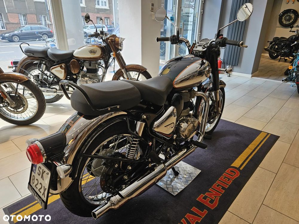 Royal Enfield Classic - 16