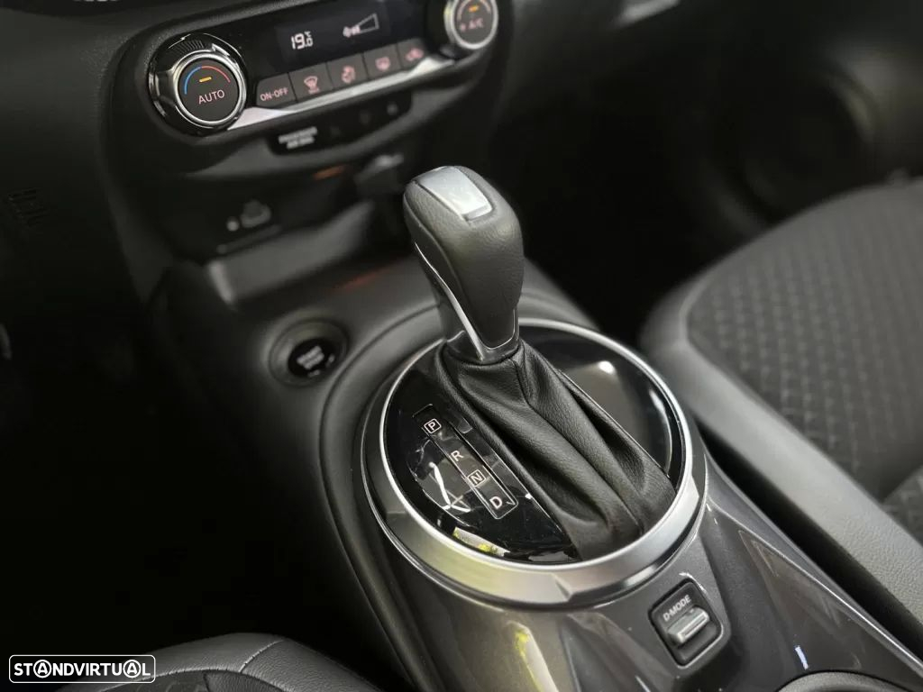Nissan Juke 1.6 Hybrid N-Connecta - 20