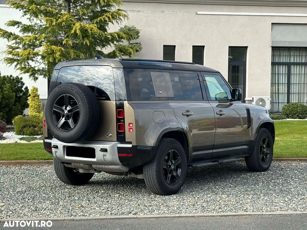 Land Rover Defender - 4