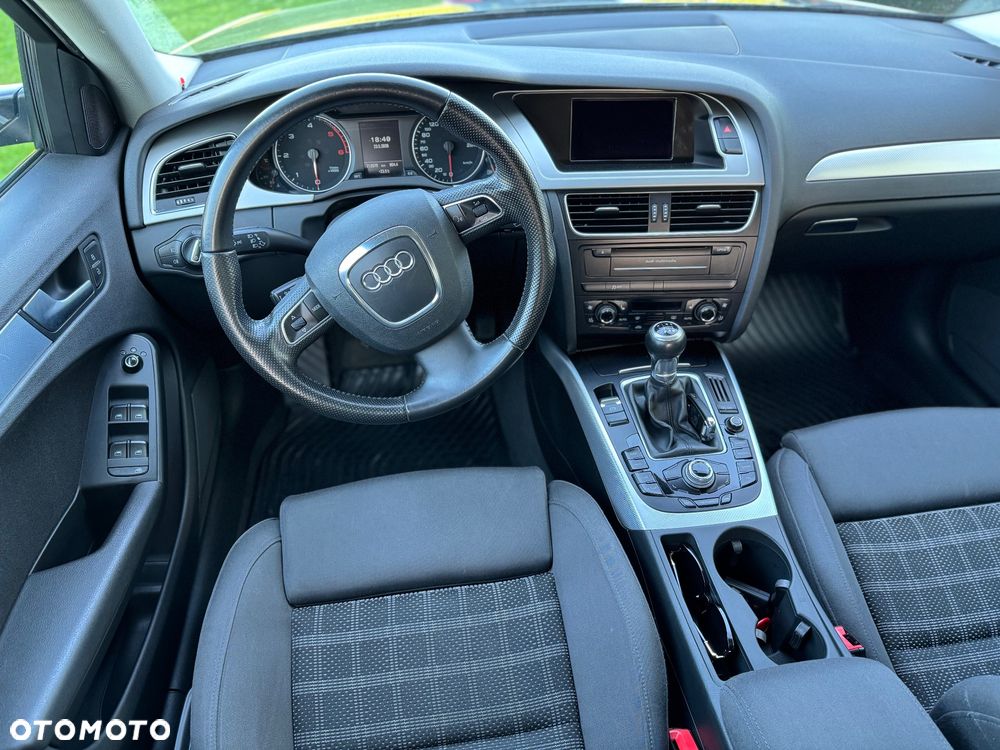 Audi A4 Avant 2.0 TDI DPF Ambition - 15