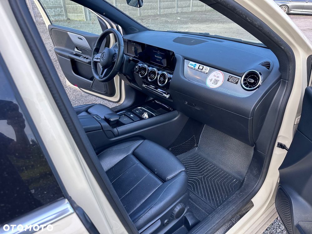 Mercedes-Benz Klasa B 180 d 7G-DCT Style - 16