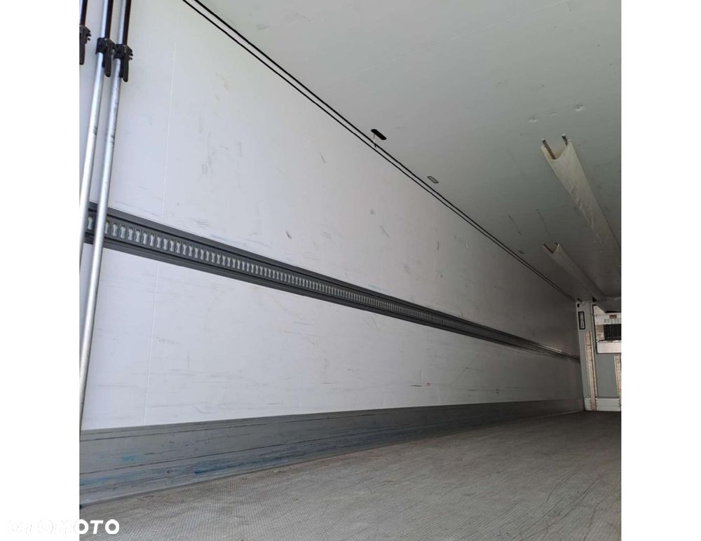 Schmitz Cargobull SKO FP 60 Carrier Vector 1550 - 7
