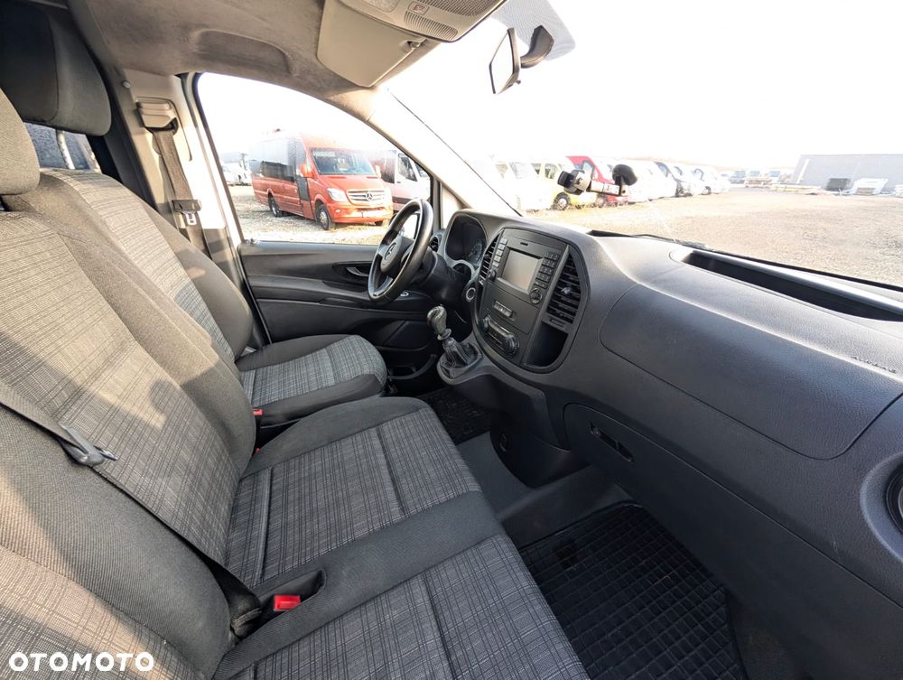 Mercedes-Benz Vito - 19