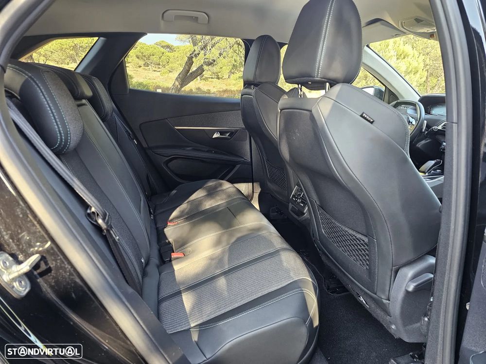 Peugeot 3008 1.6 Hybrid Allure Pack e-EAT8 - 20