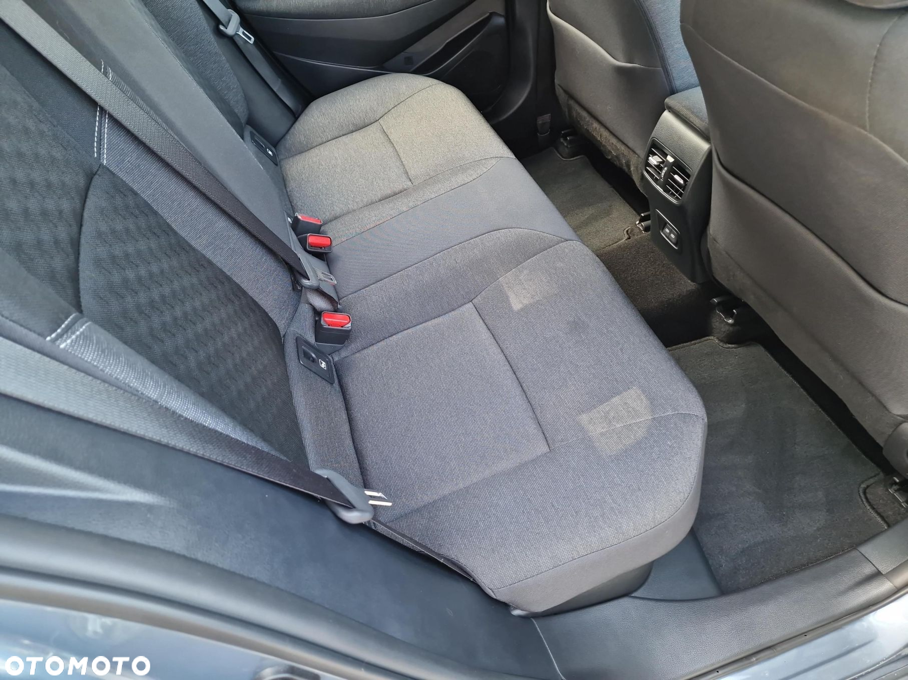 Toyota Corolla - 14