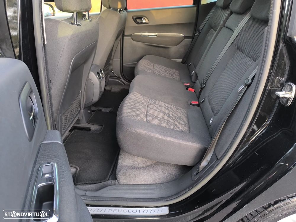 Peugeot 3008 2.0 HDi Hybrid4 - 32