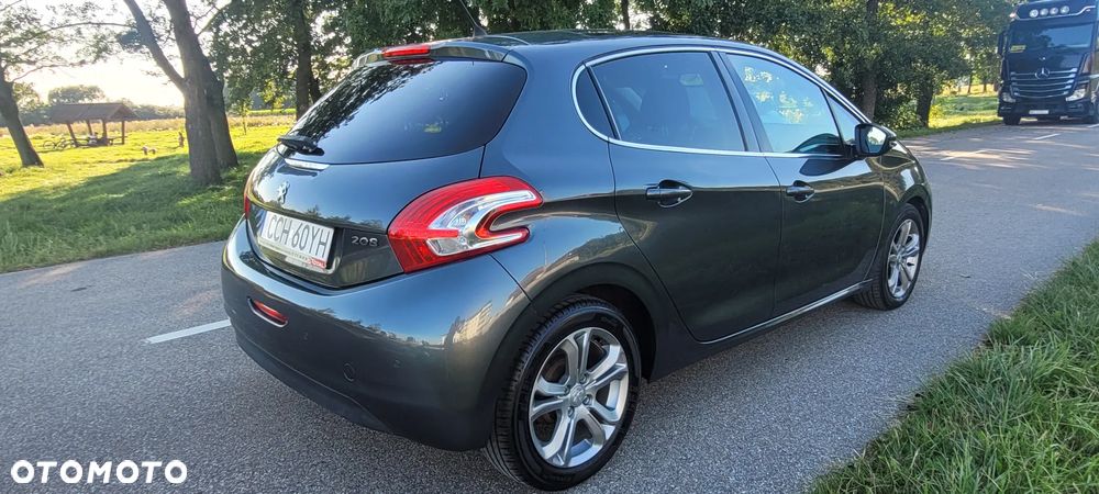 Peugeot 208 - 7