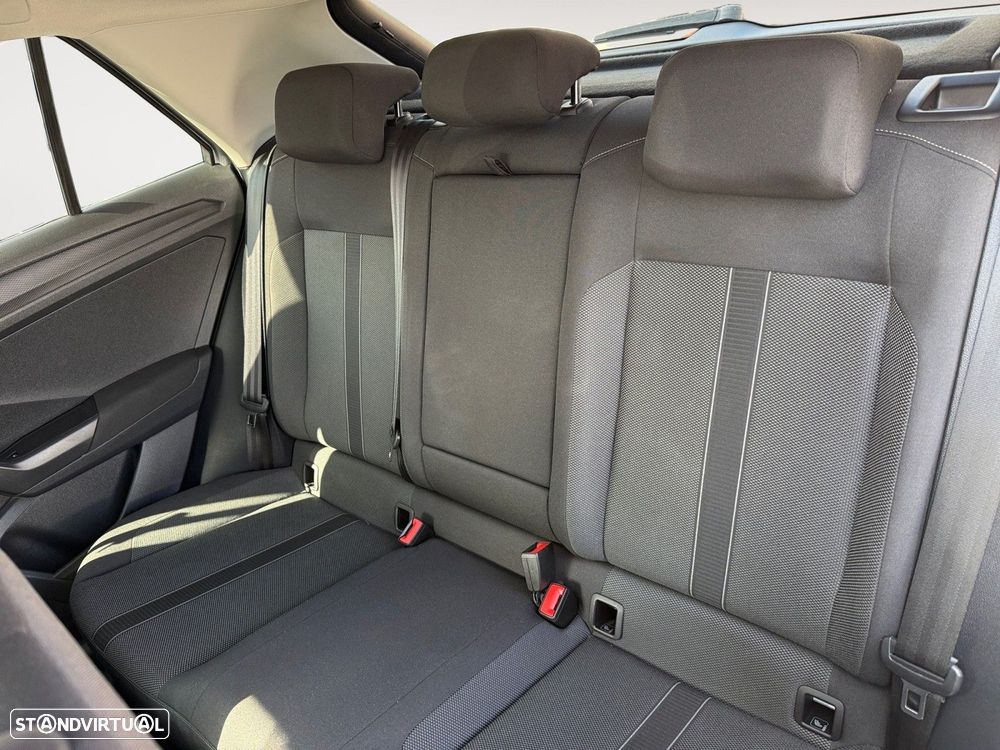 VW T-Roc 1.0 TSI Life - 13