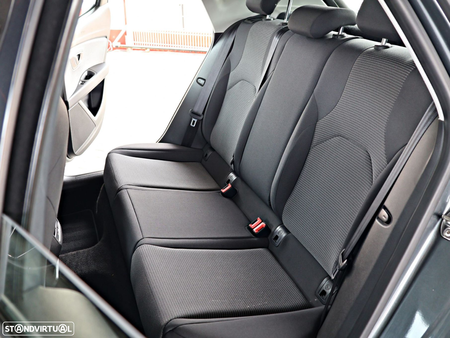 SEAT Leon 1.2 TSI S&S Style - 23