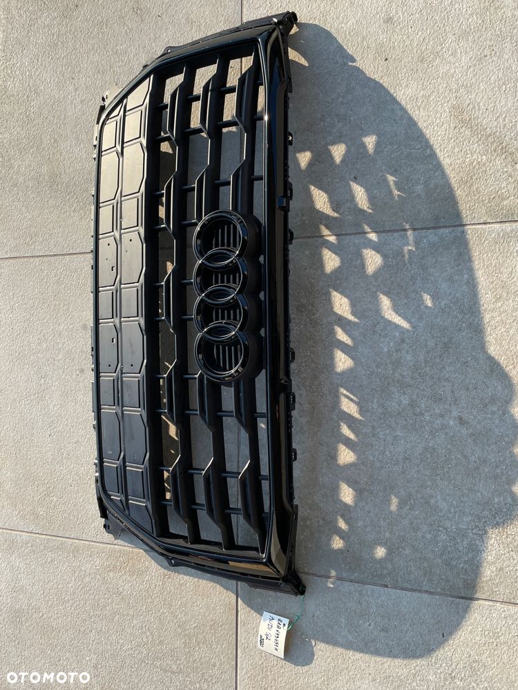 Grill atrapa Audi Q2 81A853651M - 2