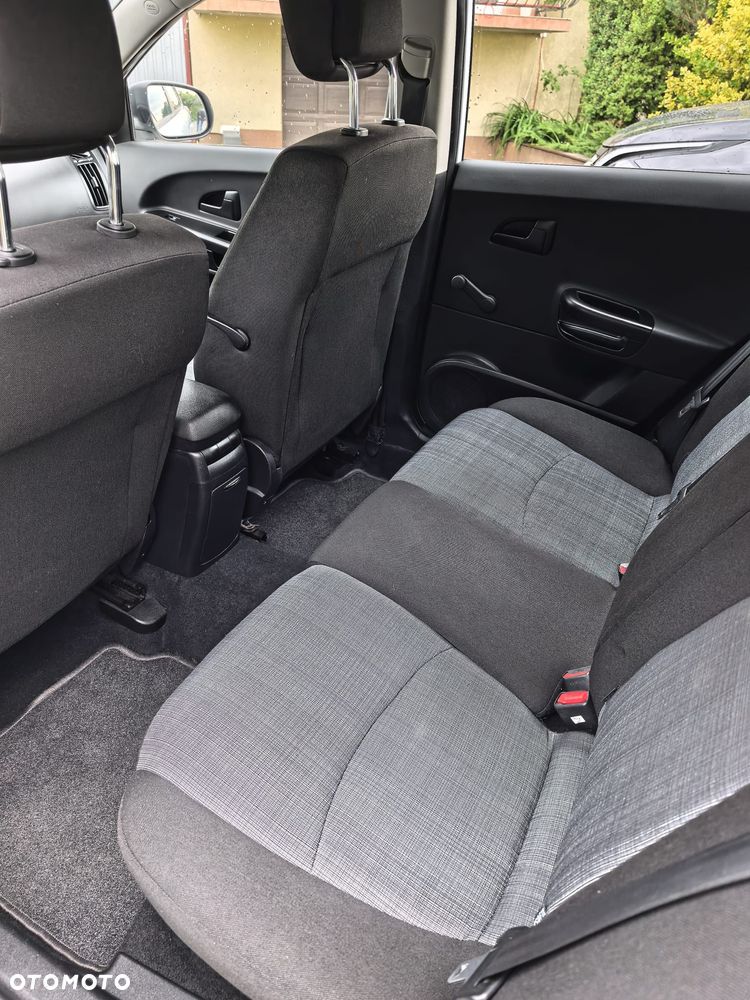 Kia Ceed 1.4 L - 25