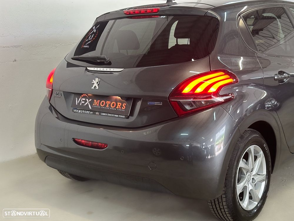 Peugeot 208 1.2 PureTech Style - 19