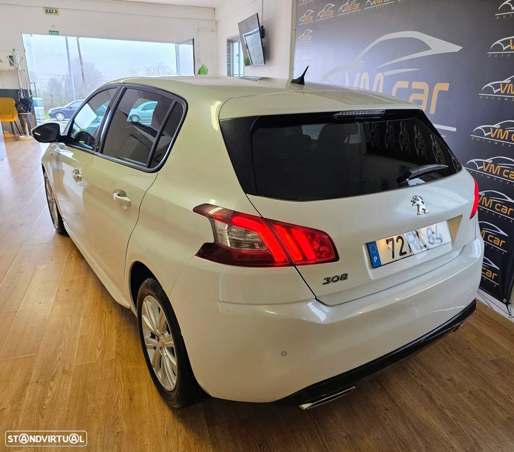 Peugeot 308 1.6 BlueHDi Style - 11