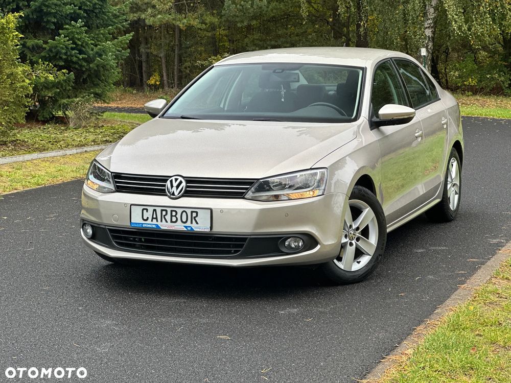 Volkswagen Jetta 1.2 TSI BlueMotion Technology Comfortline - 9
