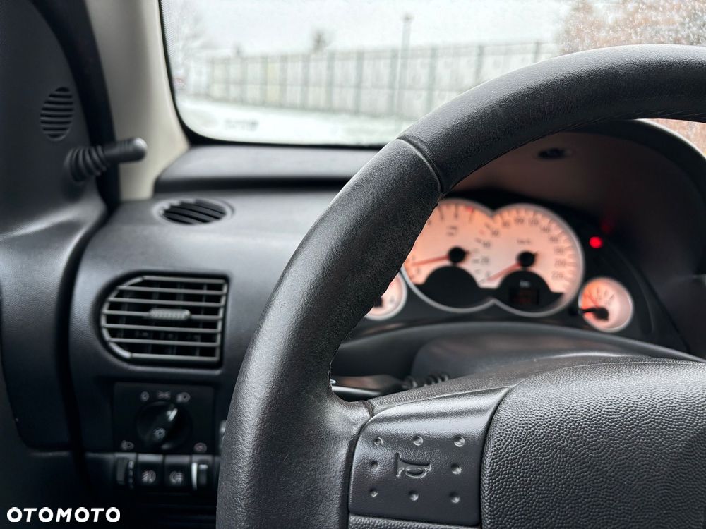 Opel Corsa 1.2 16V Edition - 9