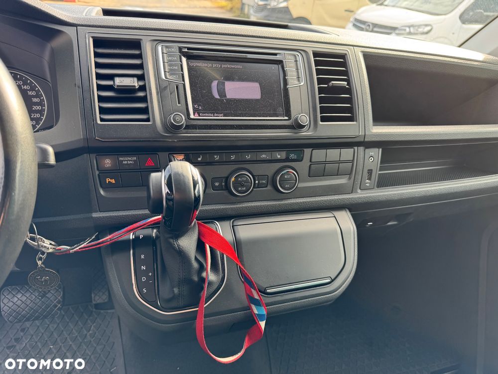 Volkswagen Multivan 2.0 TDI L1 Highline DSG - 32
