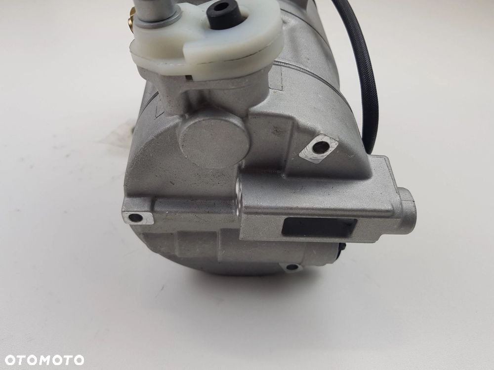 NOWY Kompresor sprężarka klimatyzacji Mercedes w205 w213 w253 w447 A0008303002 - 13