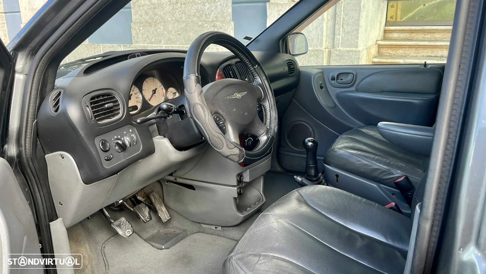 Chrysler Voyager 2.5 CRD Manhattan - 5