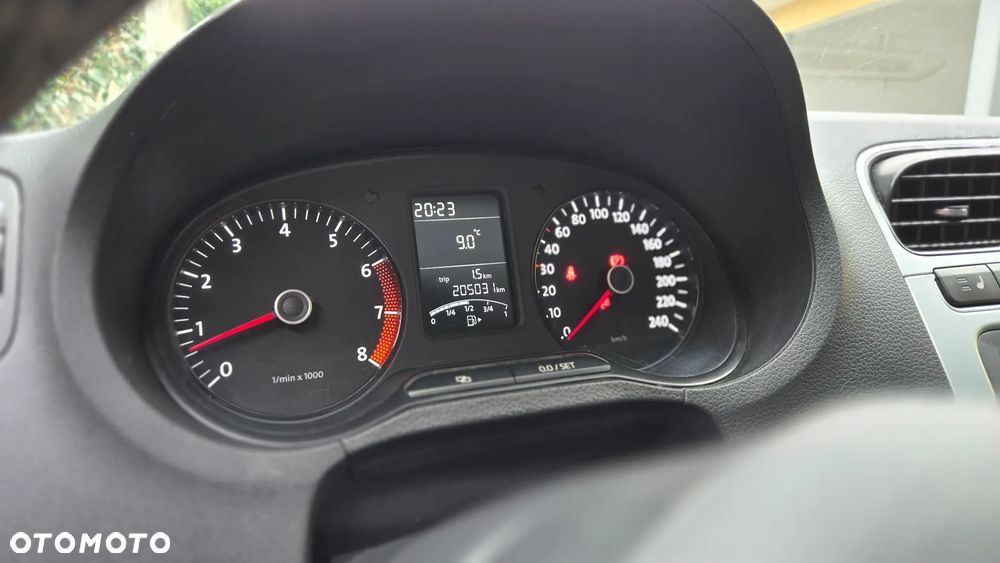 Volkswagen Polo 1.2 TSI Blue Motion Technology MATCH - 26