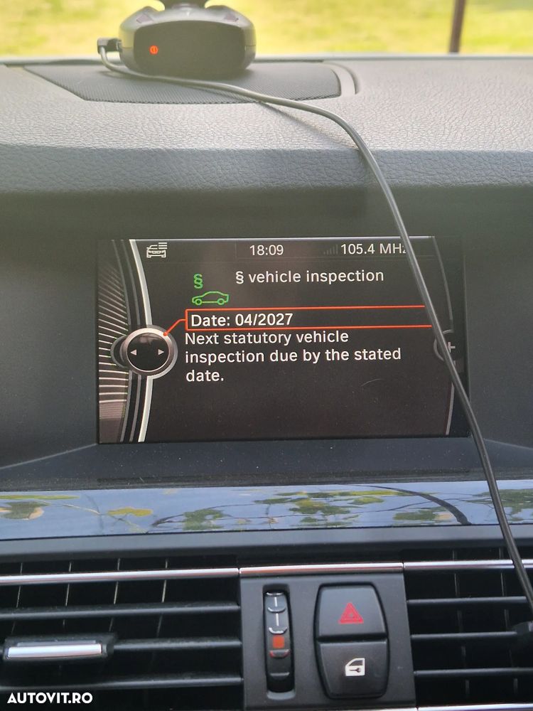 BMW Seria 5 520d Luxury Line - 11
