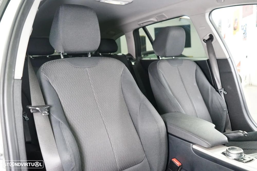 BMW 320 d Aut. Efficient Dynamics Edition - 41