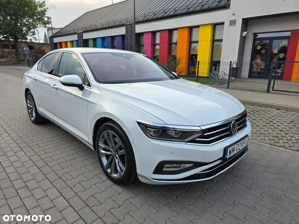 Volkswagen Passat 2.0 TDI Elegance DSG - 2
