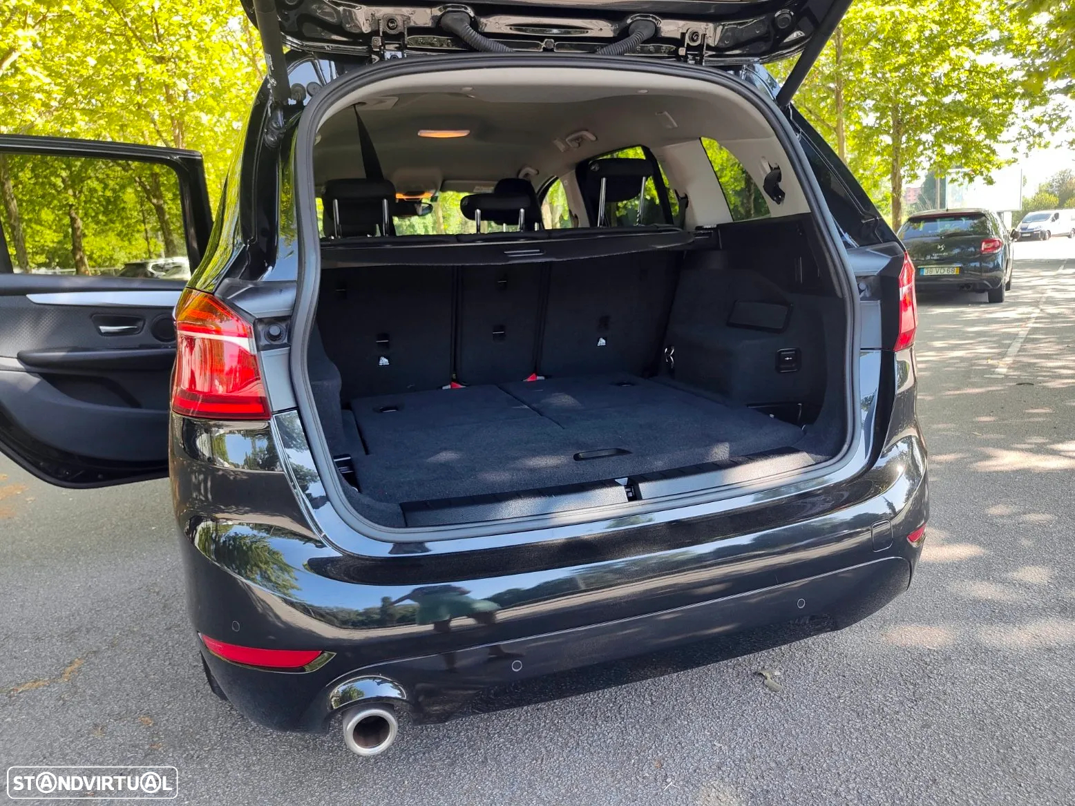 BMW 216 Gran Tourer i 7L Line Luxury - 5