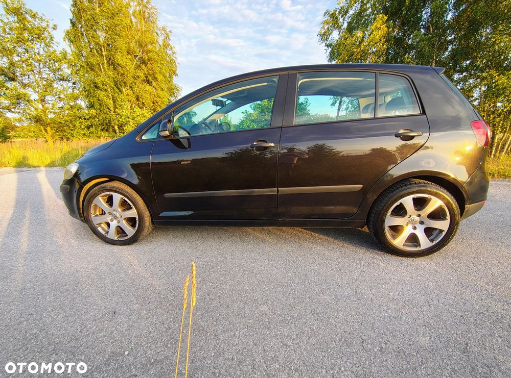 Volkswagen Golf Plus 1.9 TDI Comfortline - 12