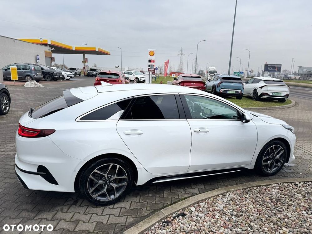 Kia ProCeed 1.5 T-GDI DCT7 OPF GT LINE - 6