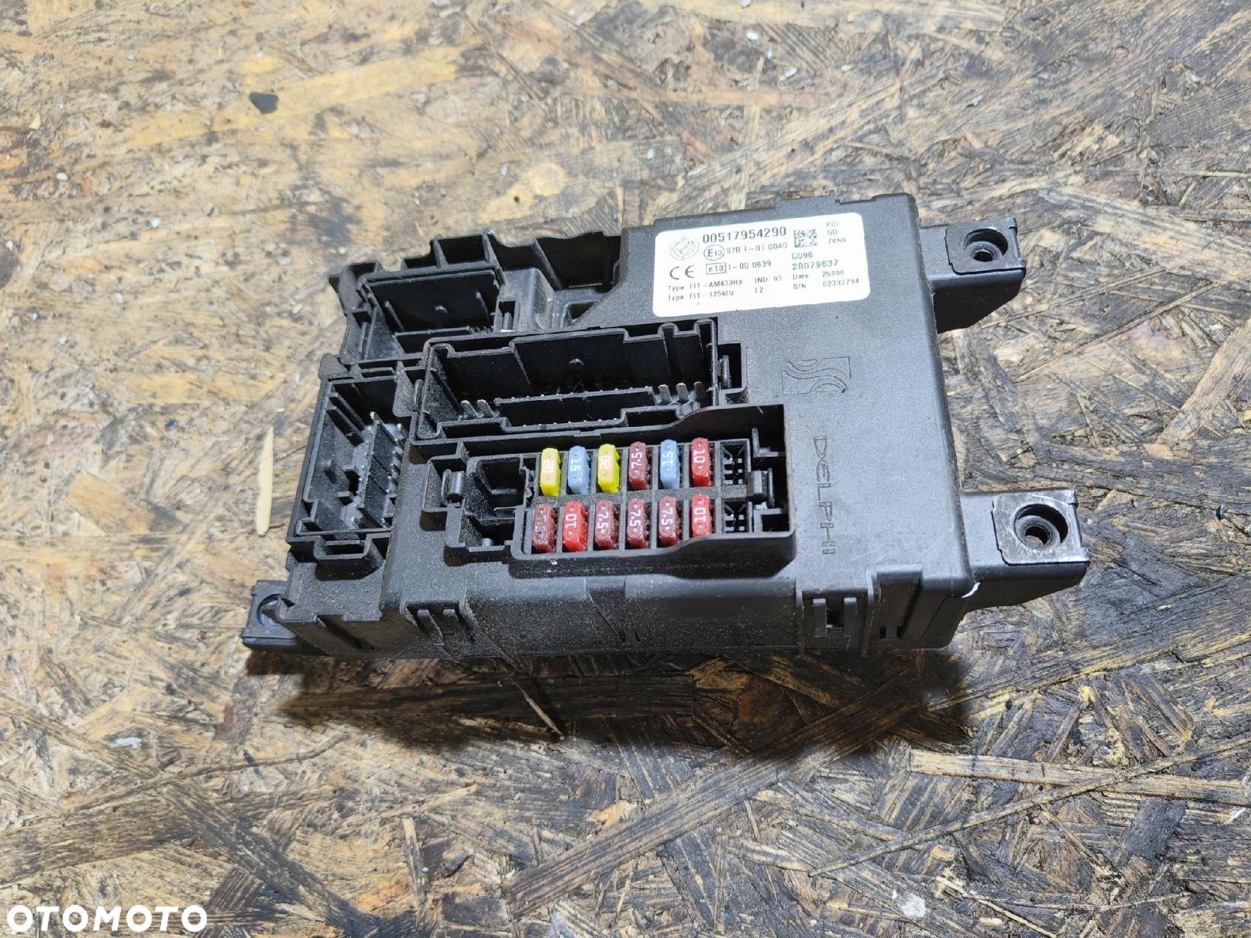 STEROWNIK MODUŁ BSI SKRZYNKA BEZPIECZNIKÓW DO FIAT GRANDE PUNTO 00517954290 - 6