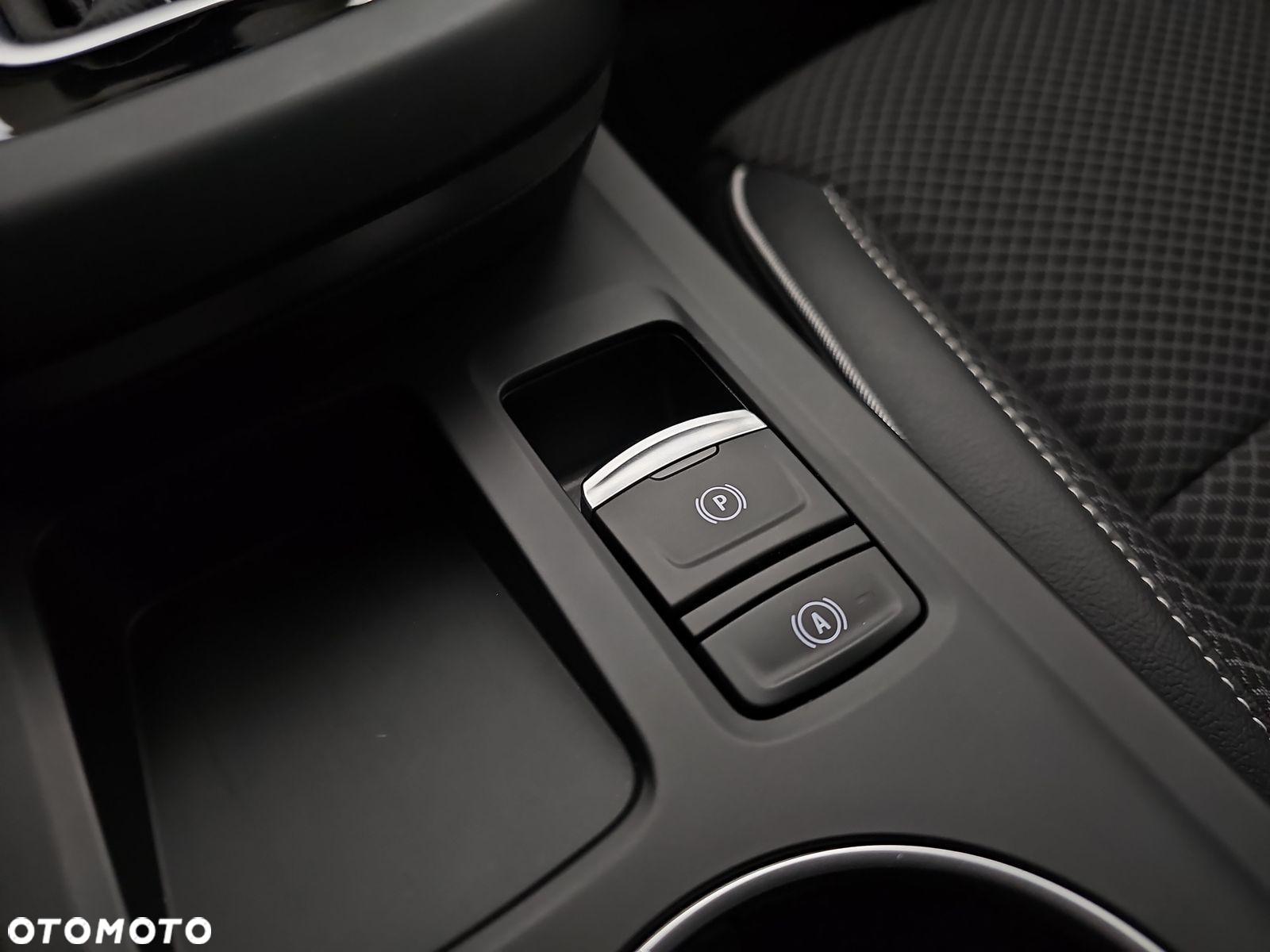 Renault Arkana 1.6 E-TECH Techno MMT - 22
