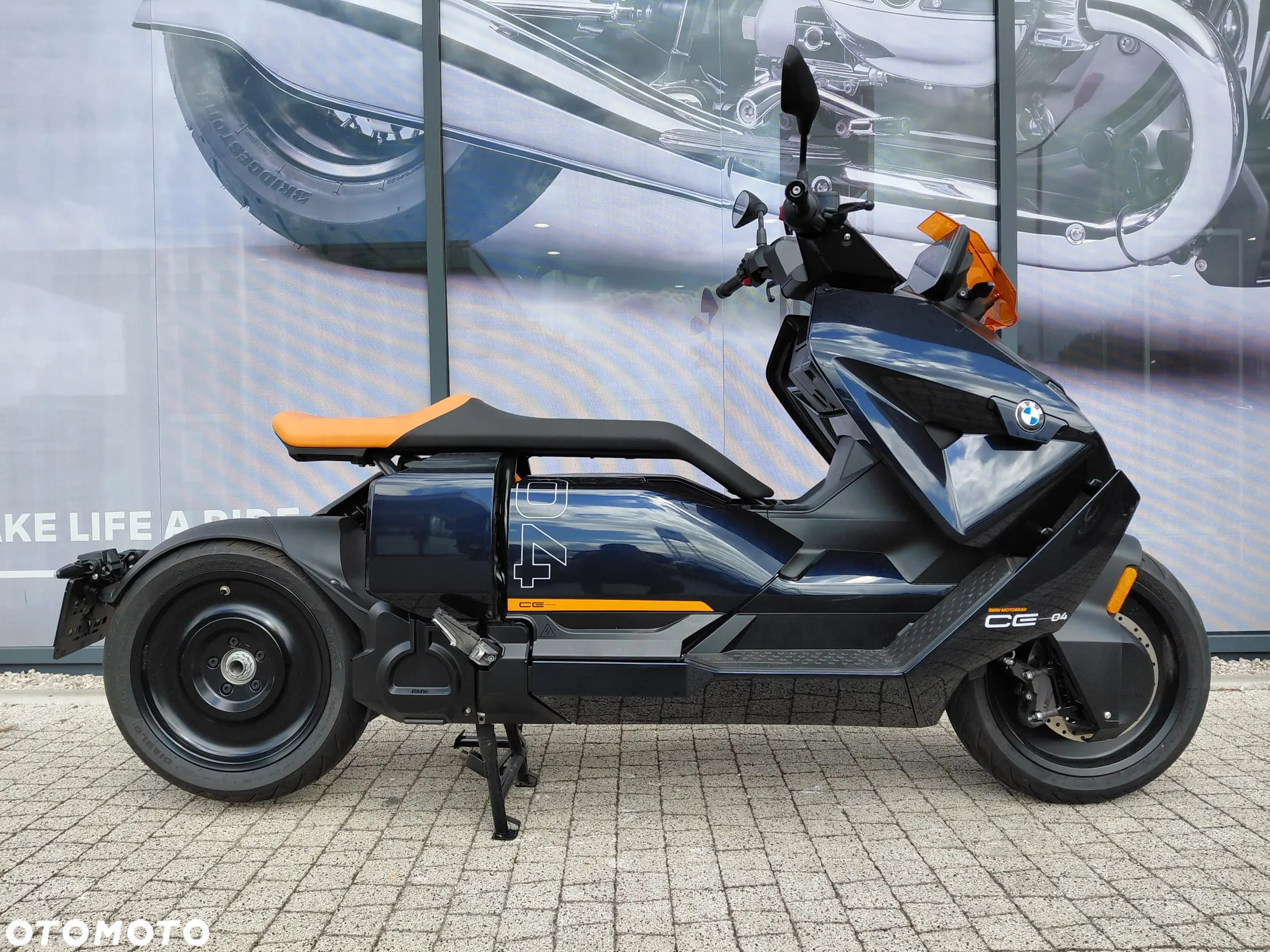 BMW CE 04 - 2