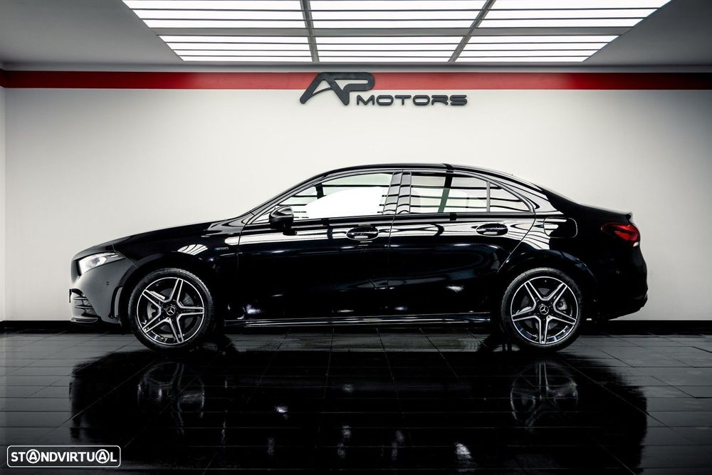 Mercedes-Benz A 250 Limousine e AMG Line - 6
