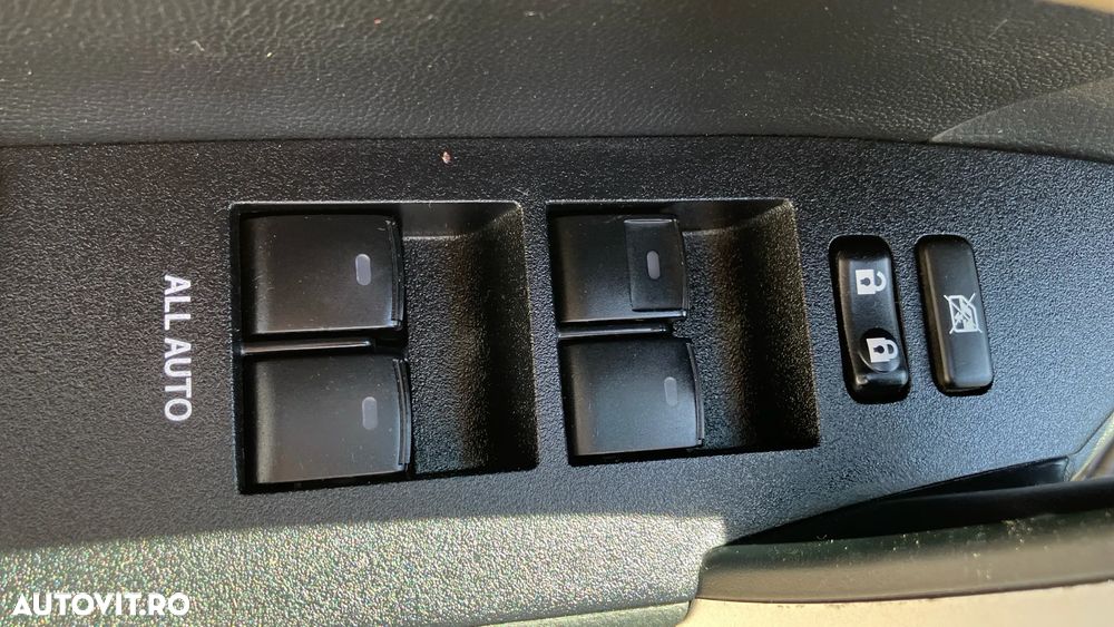 Toyota Corolla 1.6 Valvematic Sol - 10