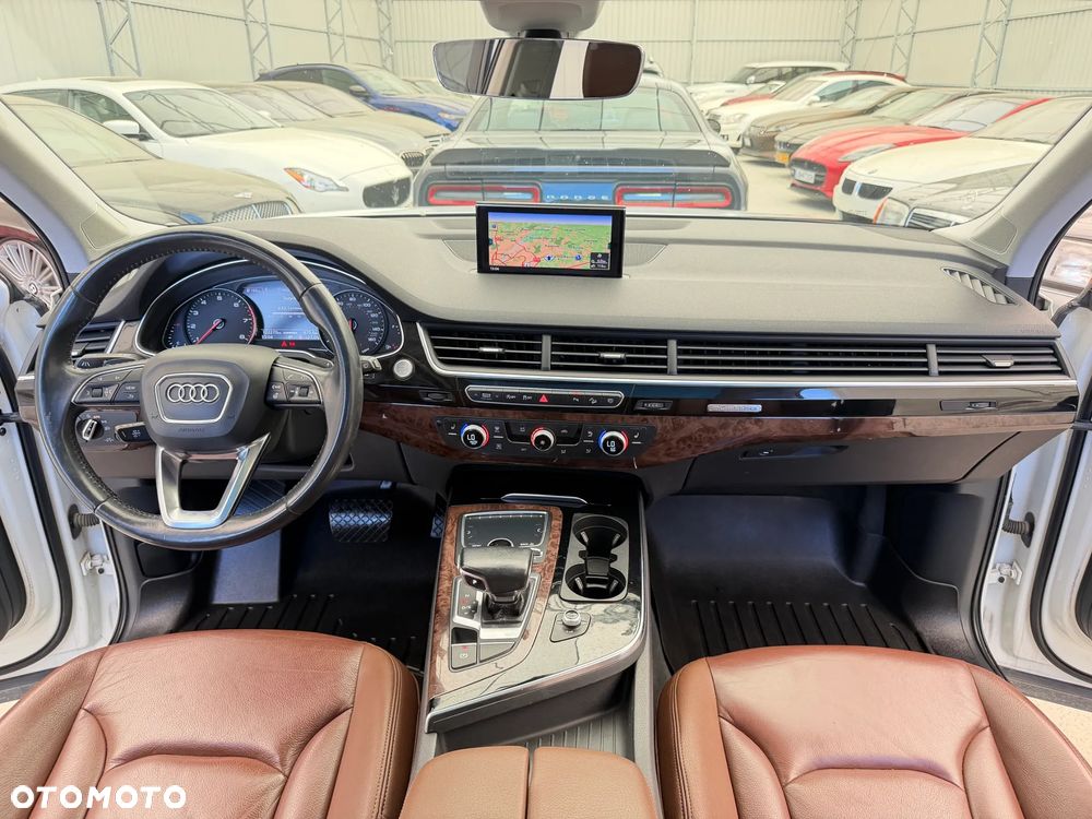 Audi Q7 3.0 TFSI Quattro Tiptronic - 6