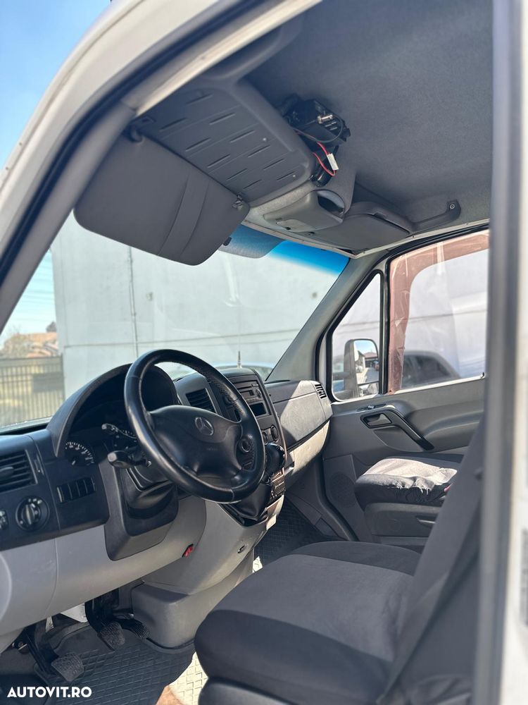 Mercedes-Benz Sprinter - 6