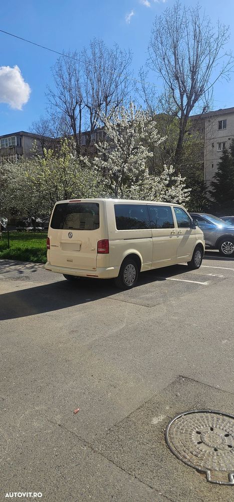 Volkswagen Caravelle - 4