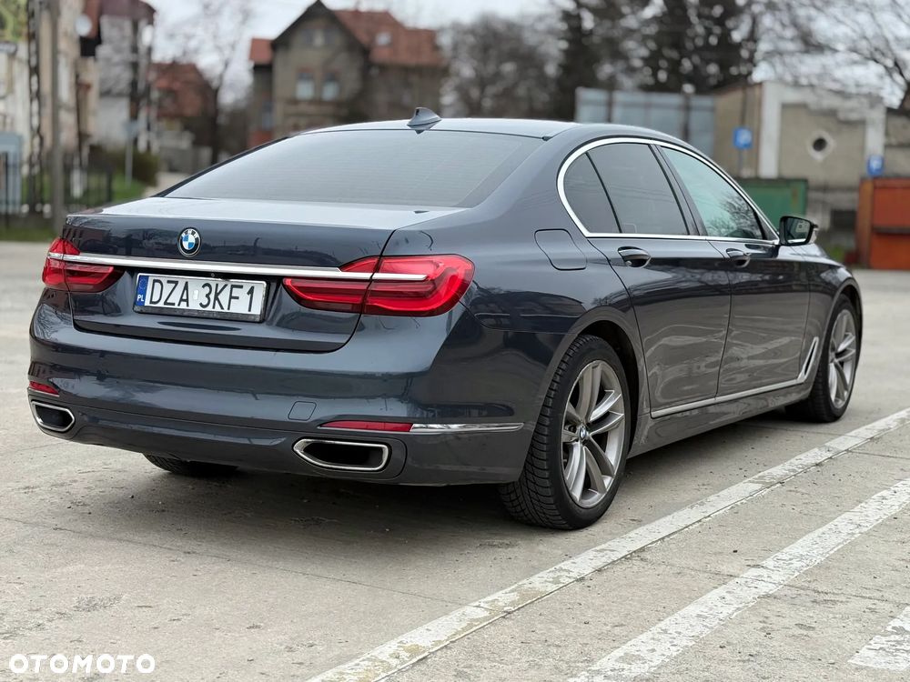 BMW Seria 7 730d - 4