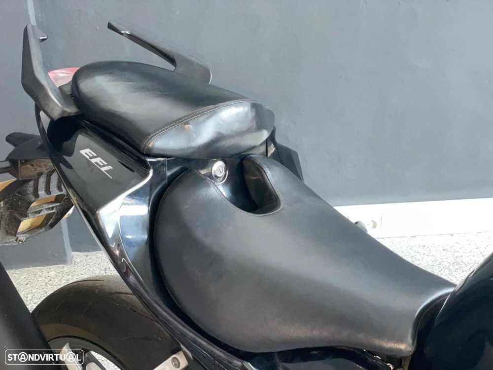 Hyosung GT 650 EFI V-TWIN - 10