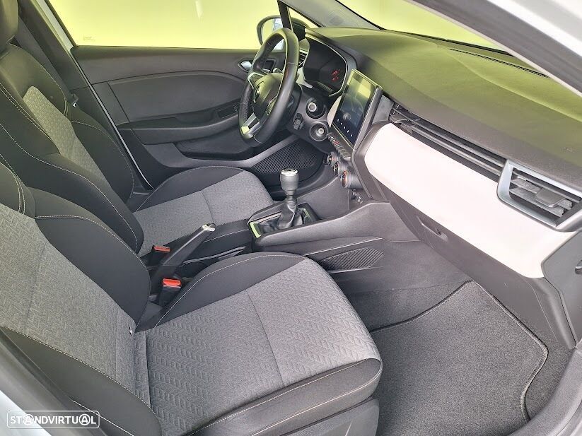 Renault Clio 1.5 Blue dCi Limited - 9