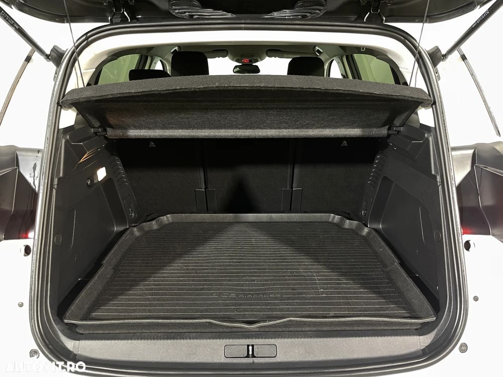 Citroën C5 Aircross 1.6 PureTech S&S EAT8 Shine - 12