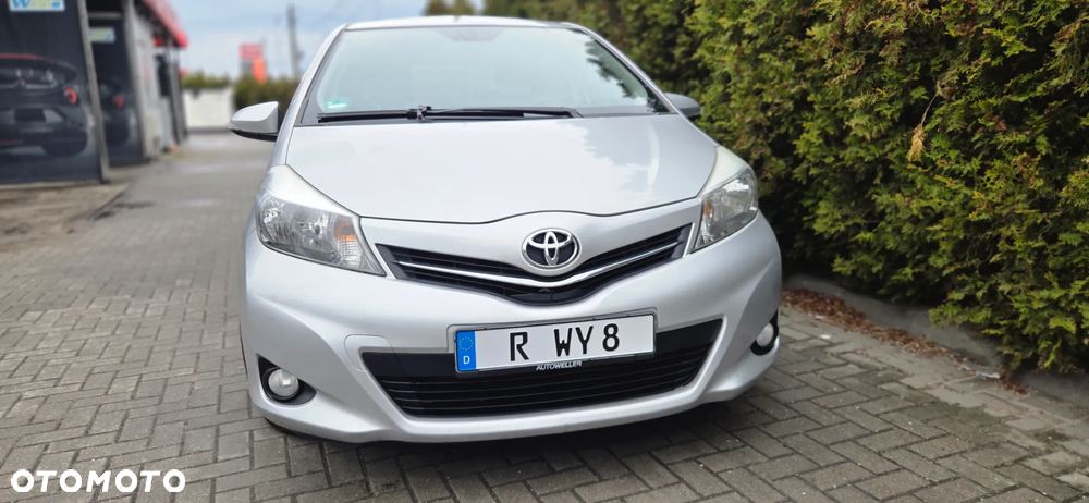 Toyota Yaris 1.33 VVT-i Executive - 19