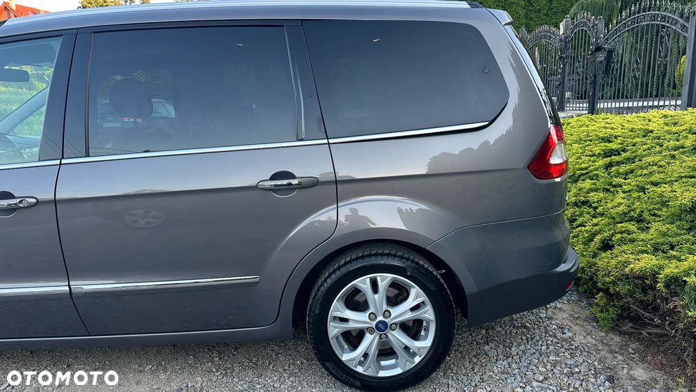 Ford S-Max - 11