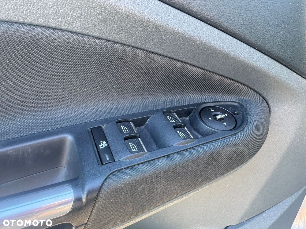 Ford Grand C-MAX - 19