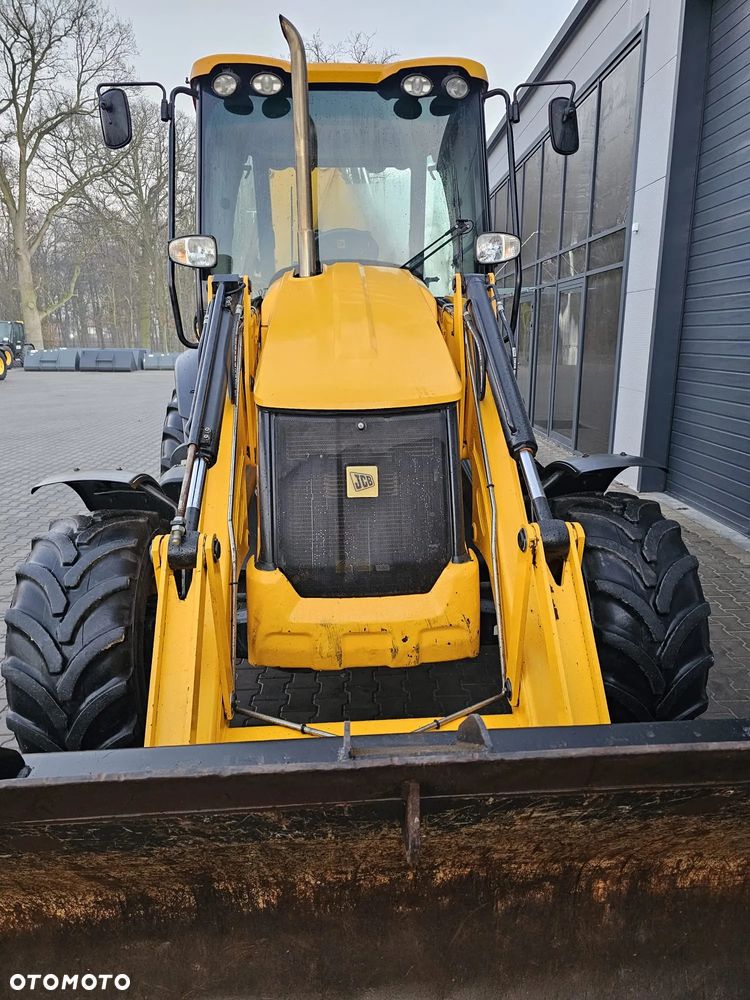 JCB 3CX Contractor 110kM - 10