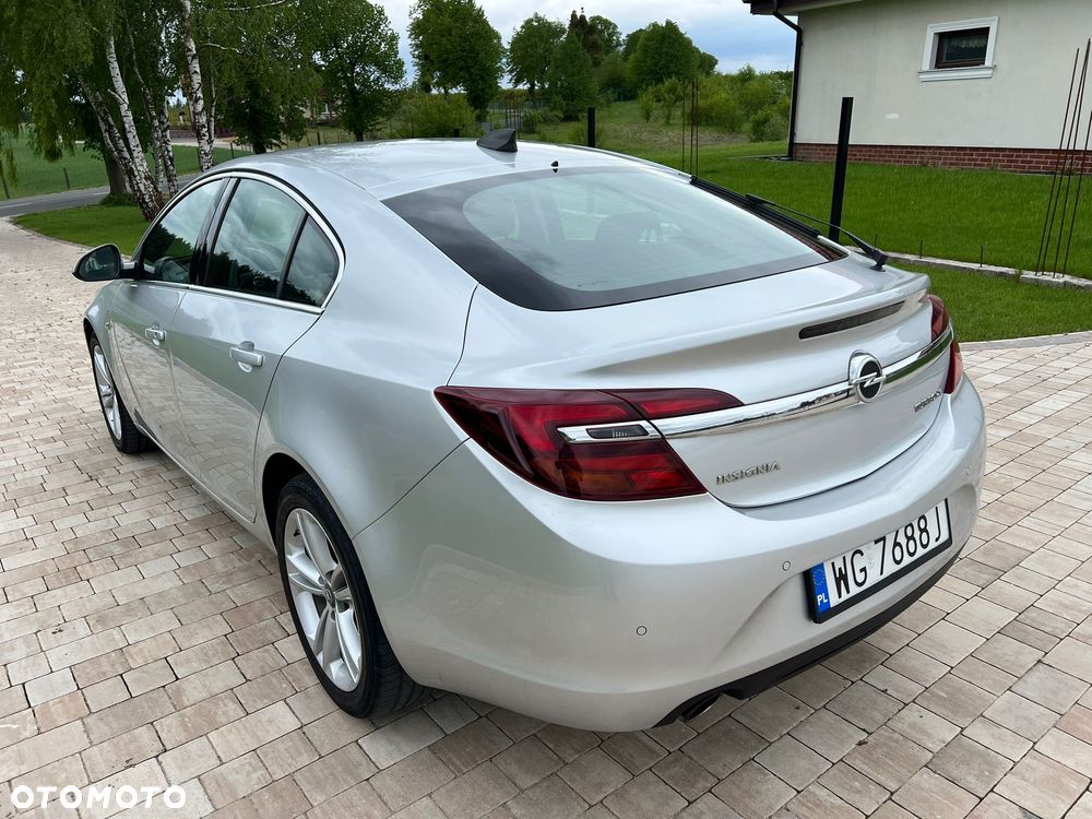 Opel Insignia 2.0 T Cosmo 4x4 - 3