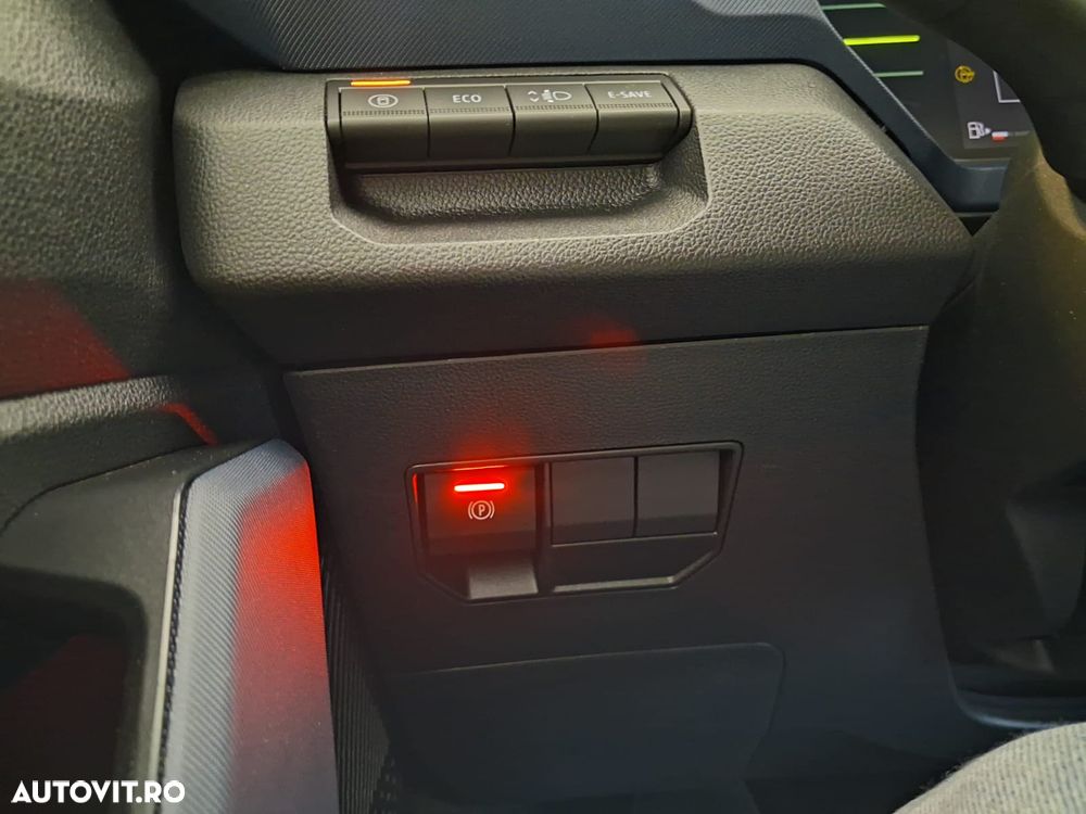 Dacia Duster HEV 140 Journey - 11