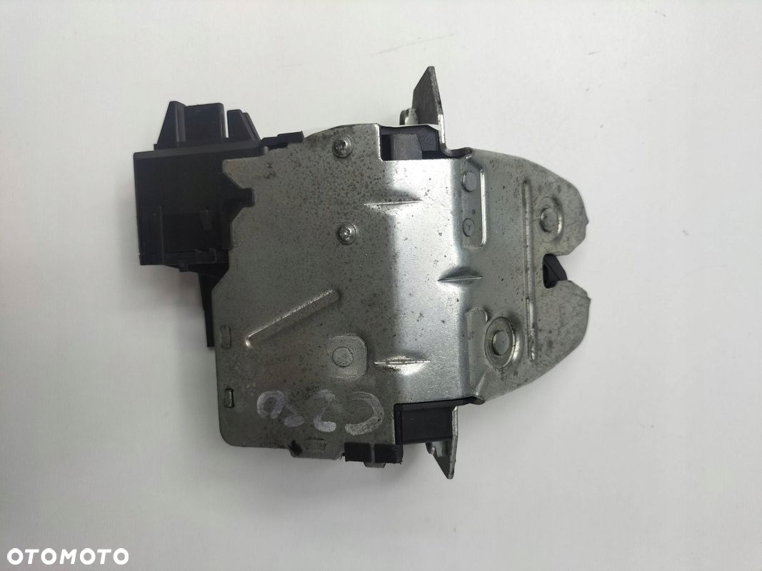 ZAMEK KLAPY BAGAŻNIKA MERCEDES C KLASA W203 A2037400235 - 3