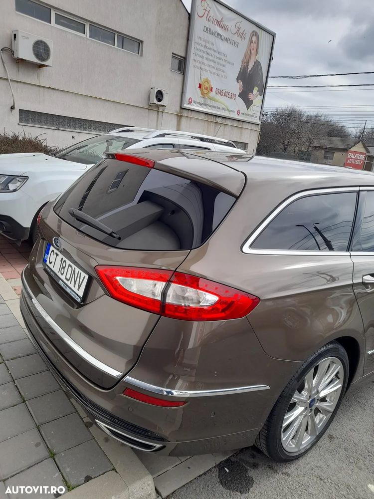 Ford Mondeo Vignale 2.0 TDCi Powershift - 3
