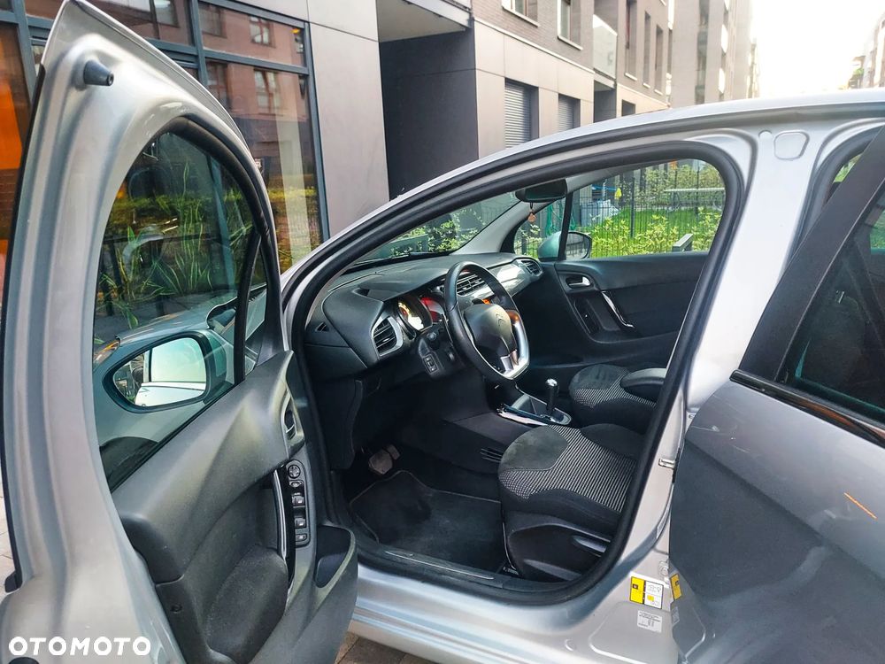 Citroën C3 1.2 PureTech Exclusive ETG - 23